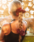 Scrunchie Chic Carmín Glow